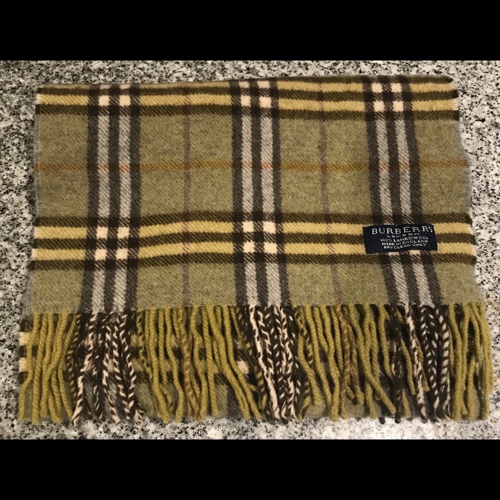 Authentic Classic Lambswool Burberry Scarf - Picture 1 of 1